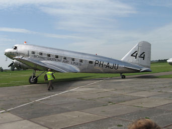 KLM DC-2